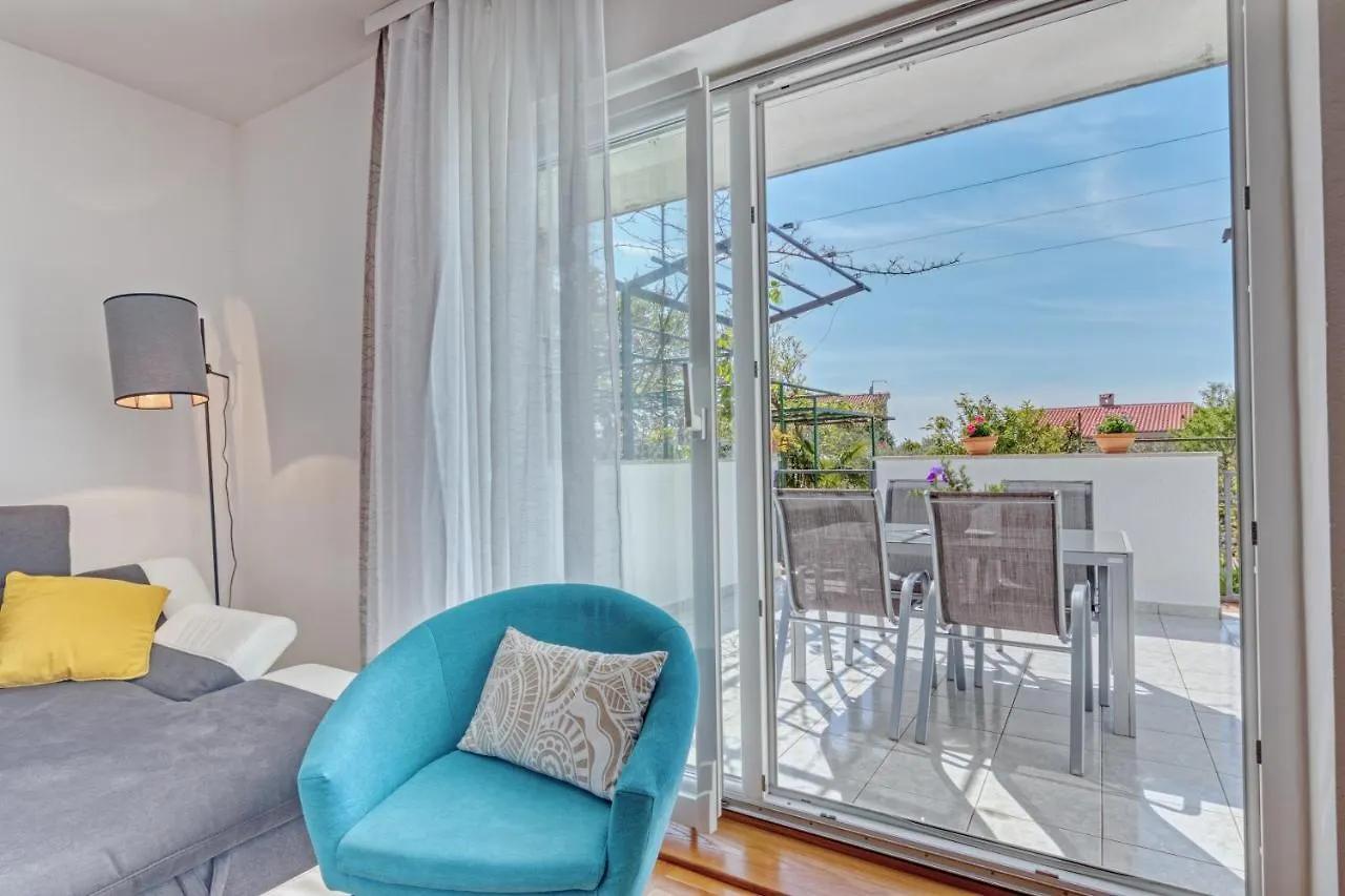 Apartments Birimac Pula 0*,  Kroatien